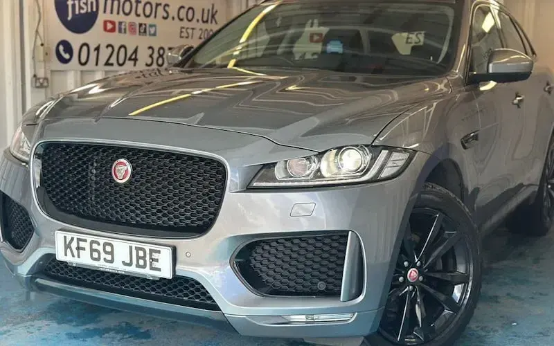 Used Jaguar F-Pace Chequered Flag 180 HP (132 kW) 2019 SUV