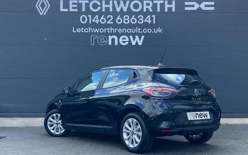 Used Renault Clio Evolution 90 HP (66 kW) 2024 Black Hatchback
