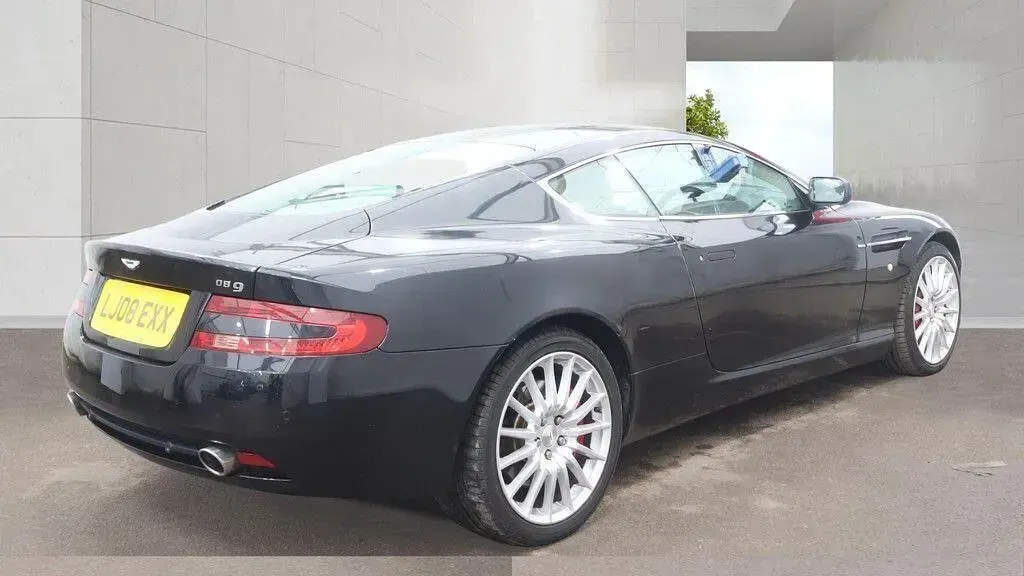 Used Aston Martin DB9 456 HP (335 kW) 2008 Black Coupe
