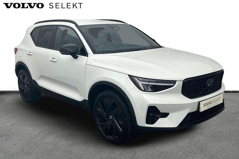 White New 2025 Volvo XC40 Plus SUV | £37,000 (Expensive) - Image 1/3