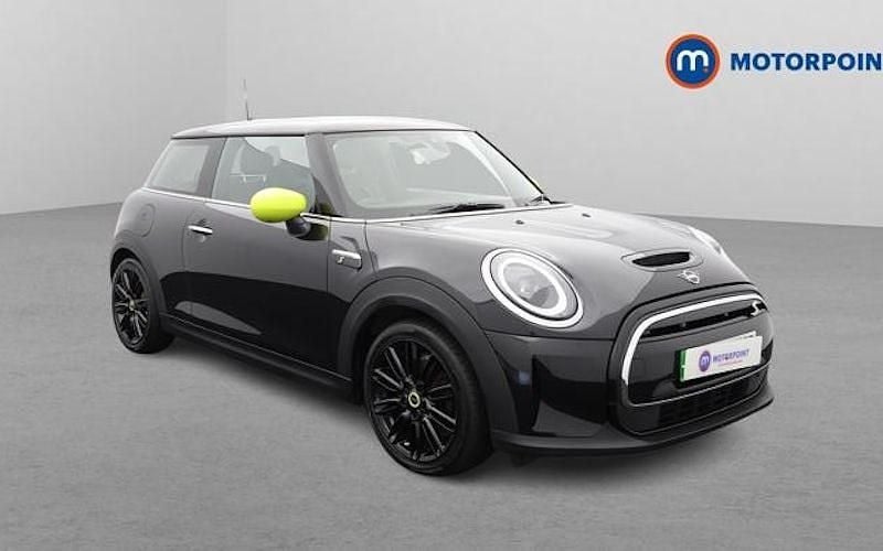 Used 2023 Mini Cooper Level 2 Hatchback | £15,949 (Good price) - Image 1/4