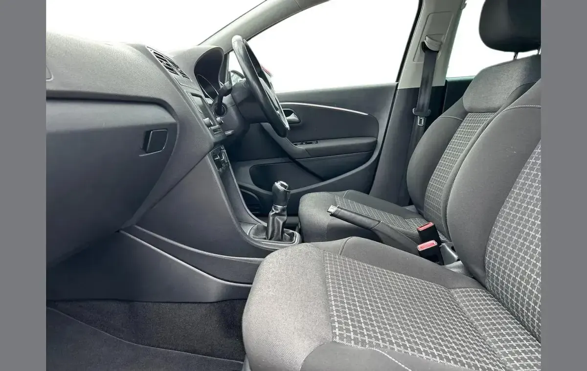 Used VW Polo Match 88 HP (64 kW) 2016 Grey Hatchback