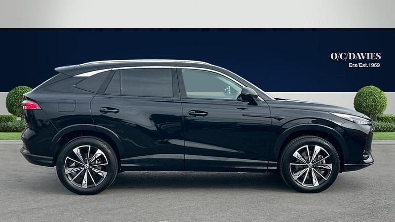 New MG HS SE 224 HP (164 kW) 2026 Black SUV