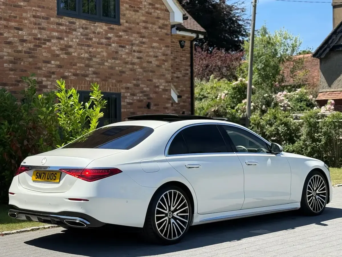 Used Mercedes S500L AMG line 2021 White Sedan