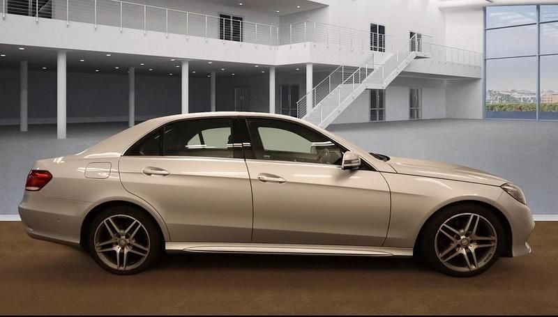 Used Mercedes E250 AMG line 2015 Silver Sedan