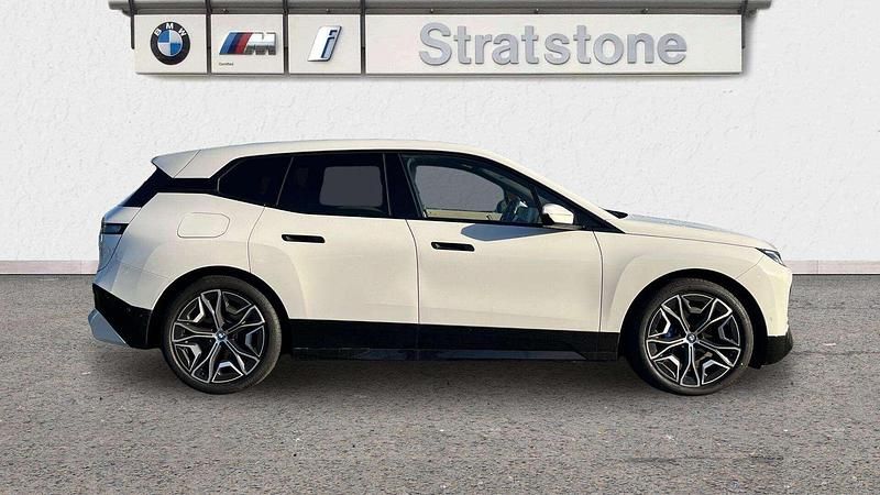 Used BMW iX M Sport 236 kW (322 HP) 2022 White SUV