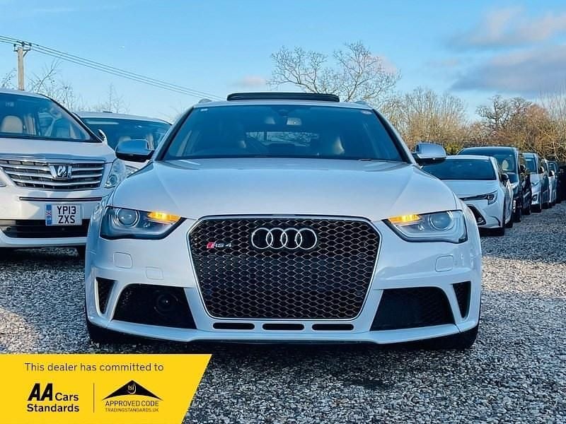 Used Audi RS4 450 HP (330 kW) 2015 White Estate