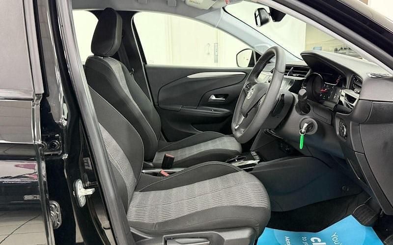 Used Vauxhall Corsa Design Edition 101 HP (74 kW) 2025 Hatchback