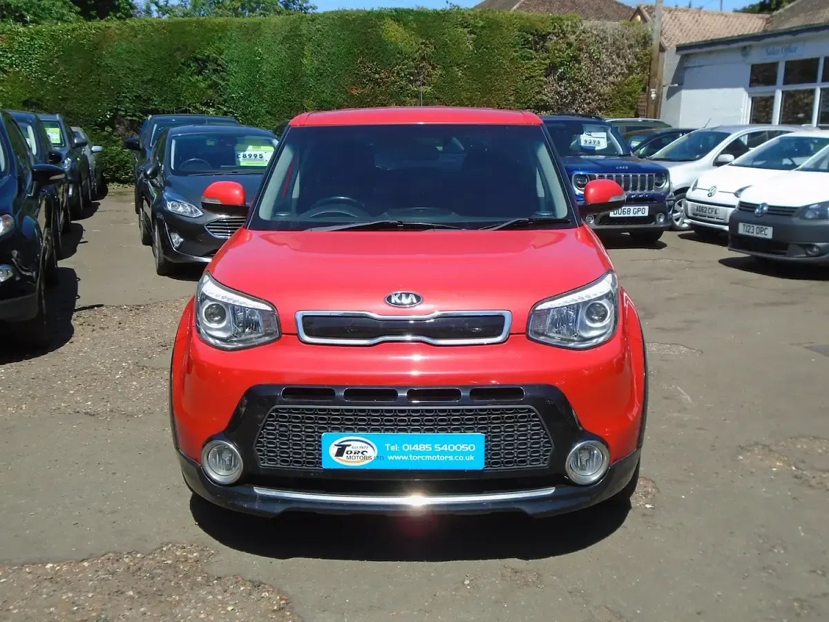 Used Kia Soul Urban 134 HP (98 kW) 2017 Red SUV
