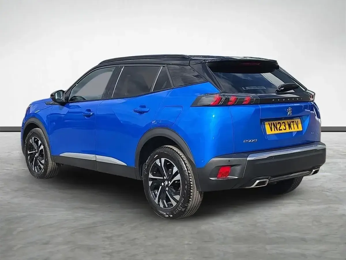 Used Peugeot 2008 GT 129 HP (94 kW) 2023 Blue SUV
