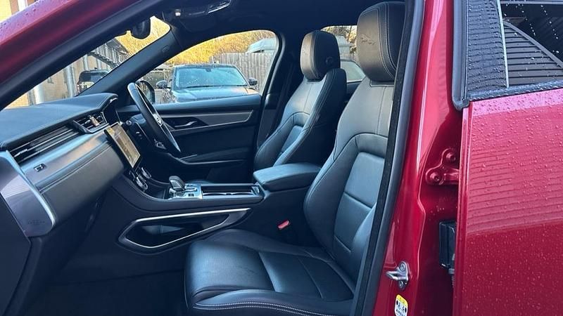 Used Jaguar F-Pace R-Dynamic 204 HP (150 kW) 2023 Metallic  santorini black SUV