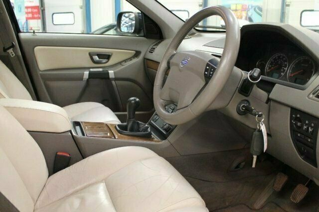 Usado Volvo XC90 185 HP (136 kW) 2006 SUV
