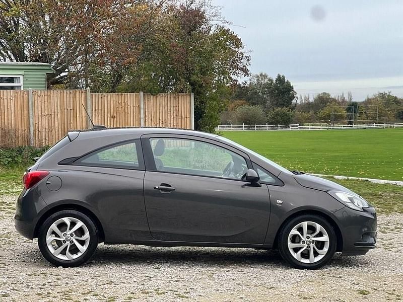 Used Vauxhall Corsa 90 HP (66 kW) 2015 Grey Hatchback