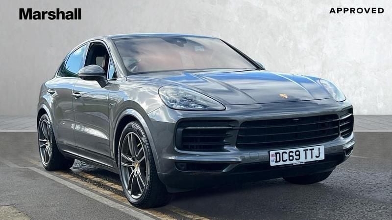 Used Porsche Cayenne 462 HP (339 kW) 2019 Grey SUV
