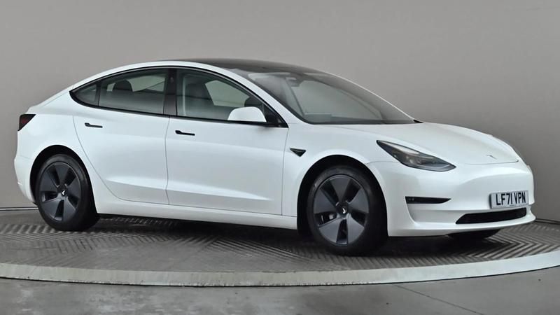 White Used 2021 Tesla Model 3 Long Range AWD Sedan | £26,998 - Image 1/4