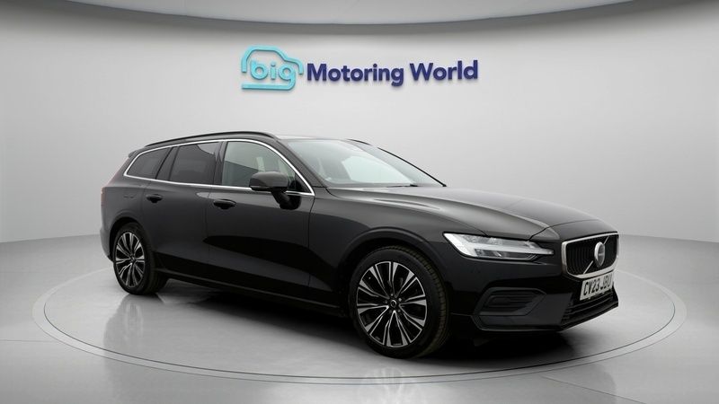 Used 2023 Volvo V60 Core Estate | £23,000 (Fair price) - Image 1/4