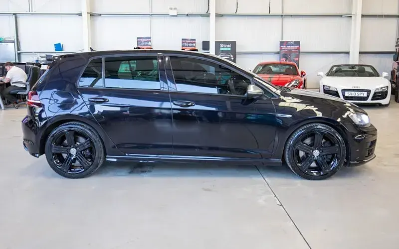 Used VW Golf VII R 300 HP (220 kW) 2014 Black Hatchback