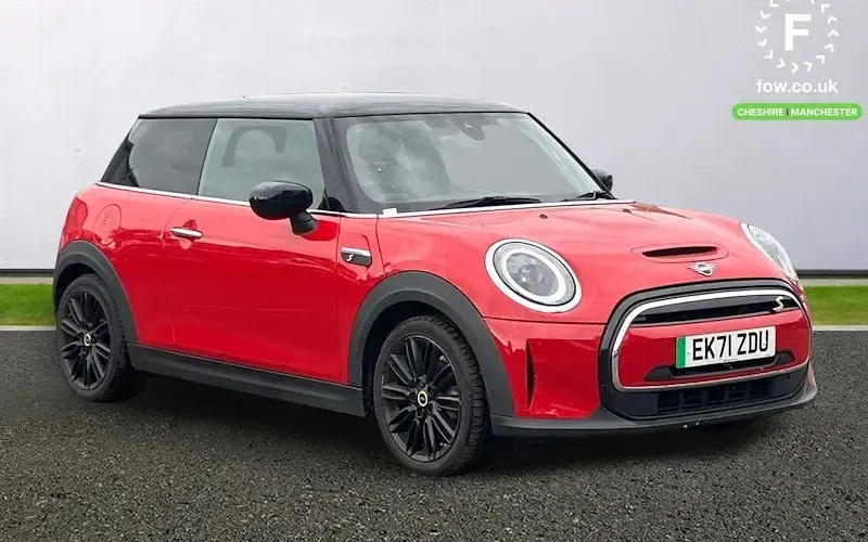 Used Mini Cooper Level 2 135 kW (184 HP) 2023 Hatchback