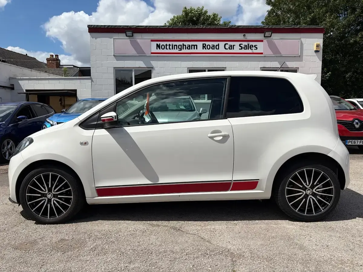 Used Skoda Citigo Sport 75 HP (55 kW) 2013 White Hatchback