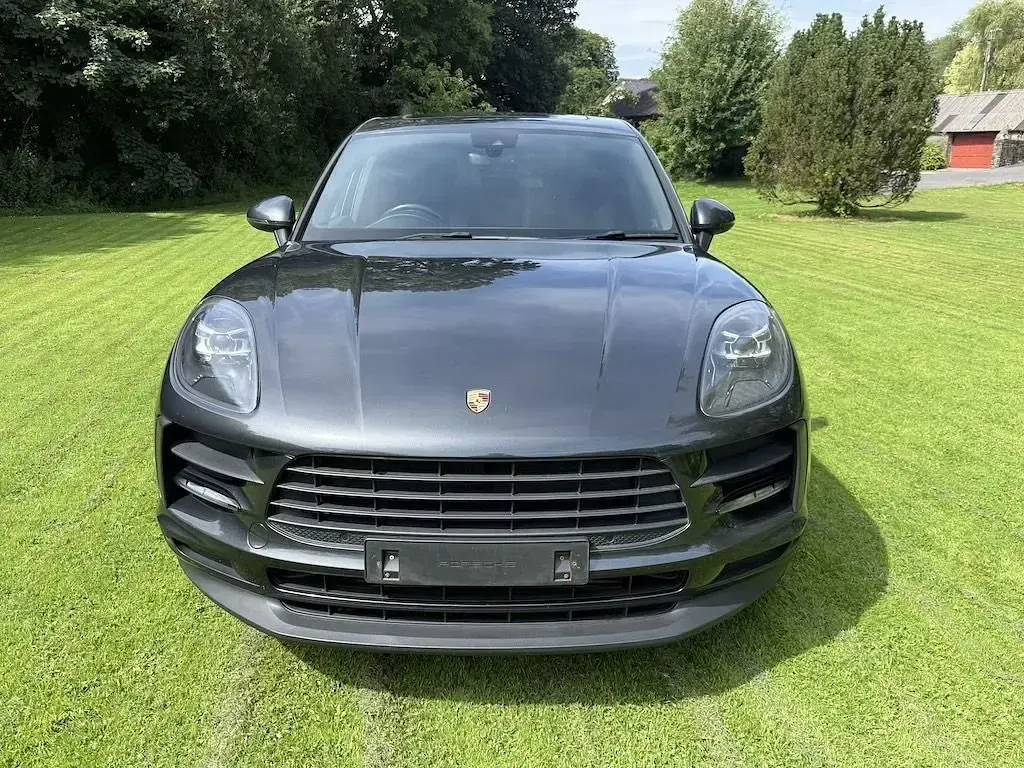 Used Porsche Macan 245 HP (180 kW) 2020 Grey SUV