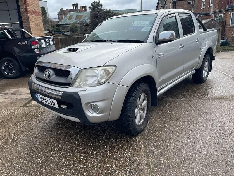 Used Toyota HiLux 2011 Silver Pickup