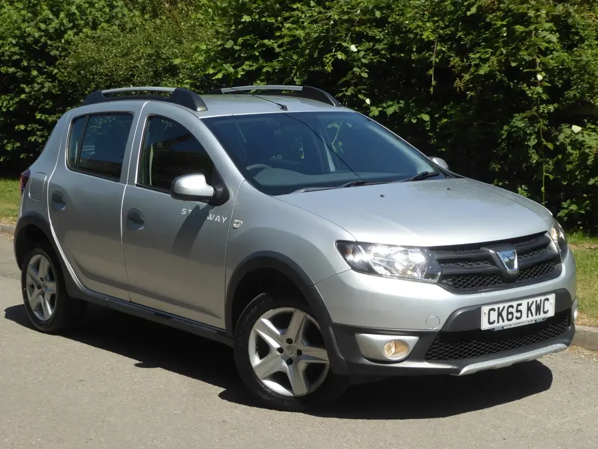 Used Dacia Sandero Ambiance 2015 Silver Hatchback