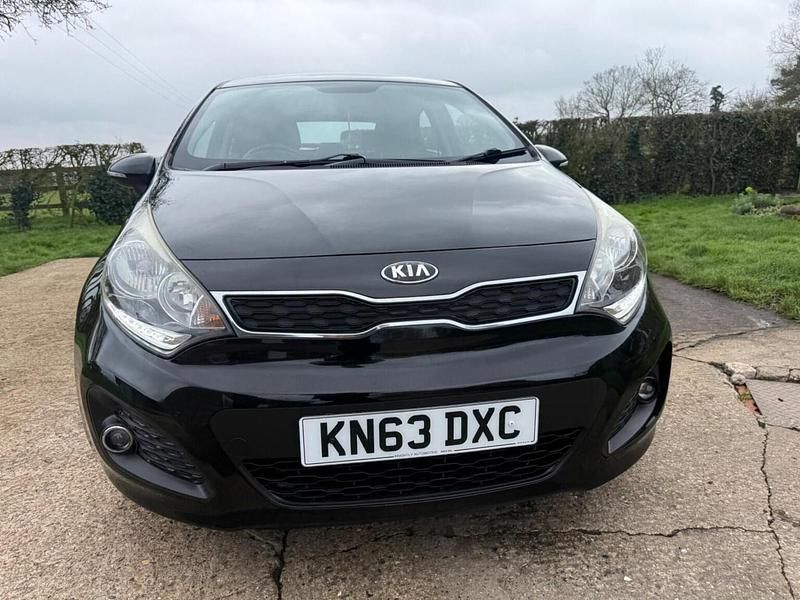 Used Kia Rio 2013 Black Hatchback