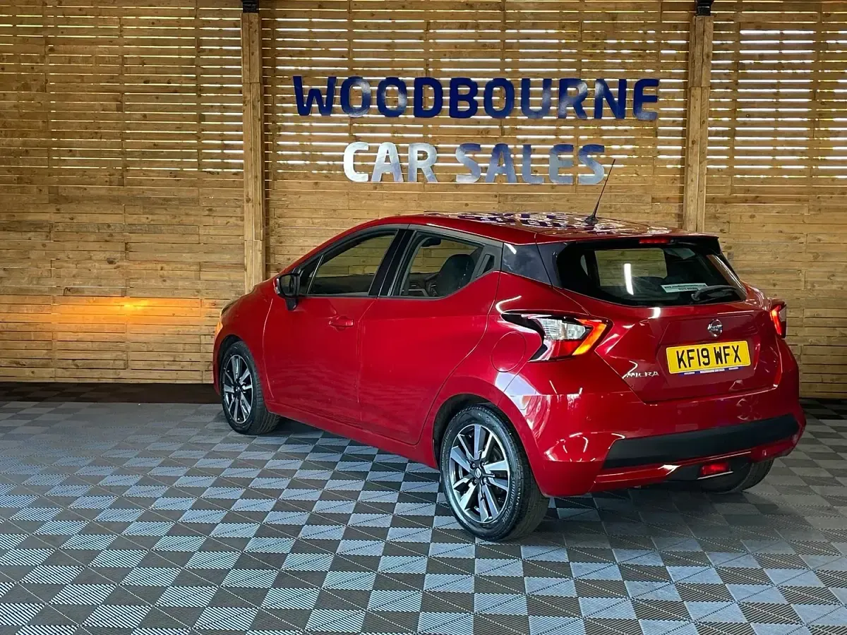 Used Nissan Micra Acenta 100 HP (73 kW) 2019 Red Hatchback