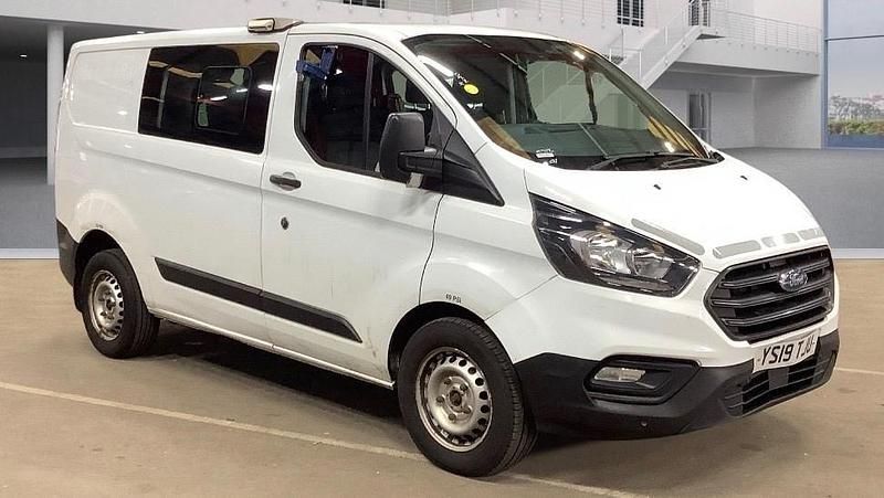 Used Ford Transit Custom 105 HP (77 kW) 2019 White Van