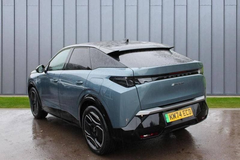 Used Peugeot e-3008 GT 152 kW (207 HP) 2024 Blue SUV