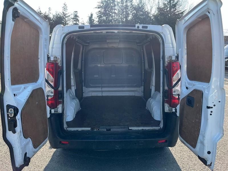 Used Peugeot Expert 2015 White Van