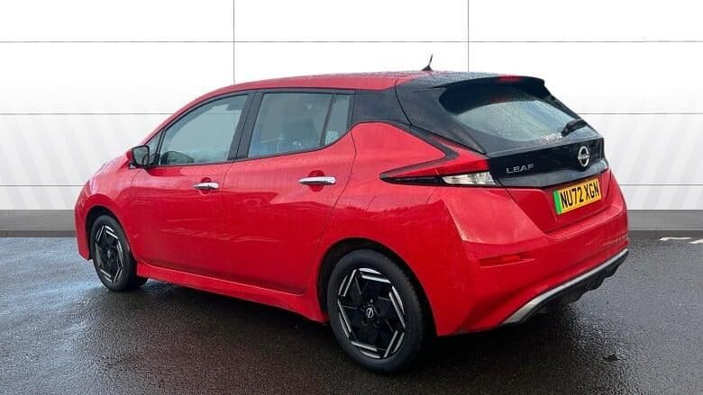 Used Nissan Leaf Acenta 110 kW (150 HP) 2022 Red Hatchback