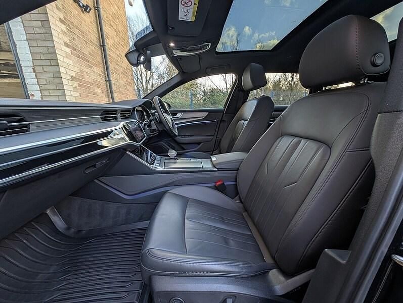 Used Audi A6 Sport 286 HP (210 kW) 2019 Black Estate