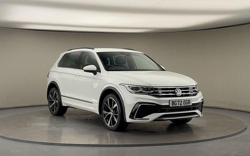 Pure white Used 2022 VW Tiguan R-line SUV | £26,500 (Fair price) - Image 1/4