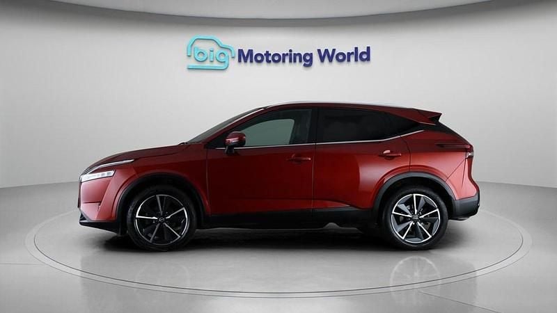 Used Nissan Qashqai S 140 HP (102 kW) 2022 Red SUV