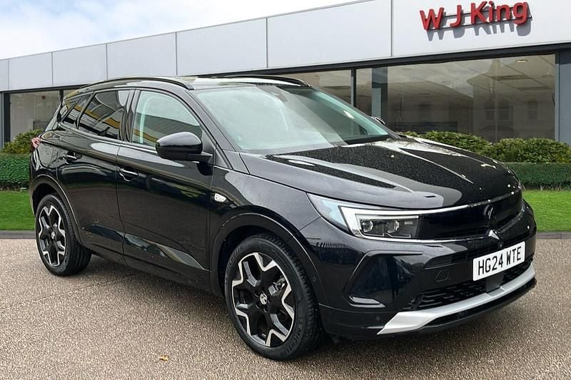 Black Used 2024 Vauxhall Grandland X Ultimate SUV | £23,435 (Good price) - Image 1/3