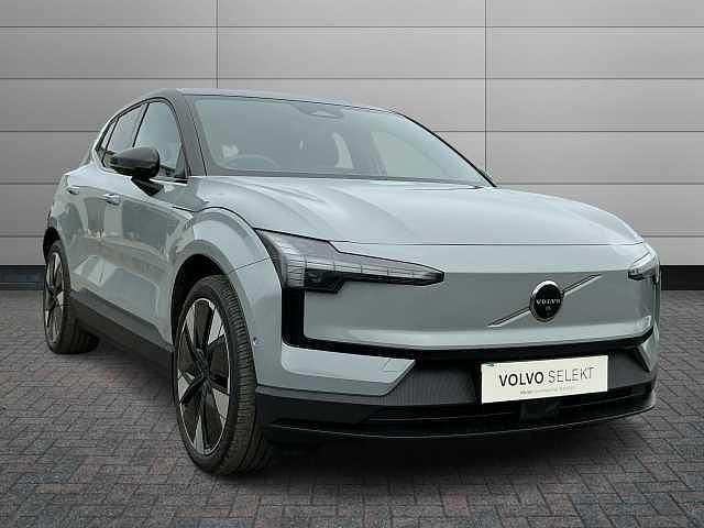 Usado Volvo EX30 Performance 310 kW (422 HP) 2024 SUV