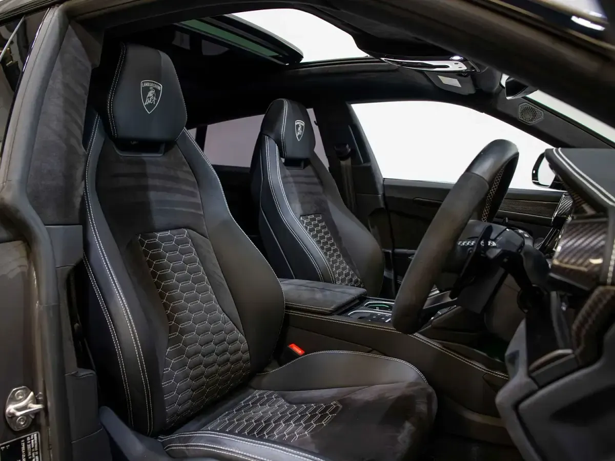Used Lamborghini Urus 666 HP (489 kW) 2022 Grey SUV