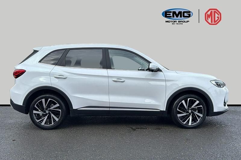 Used MG ZS Trophy 196 HP (144 kW) 2025 White SUV