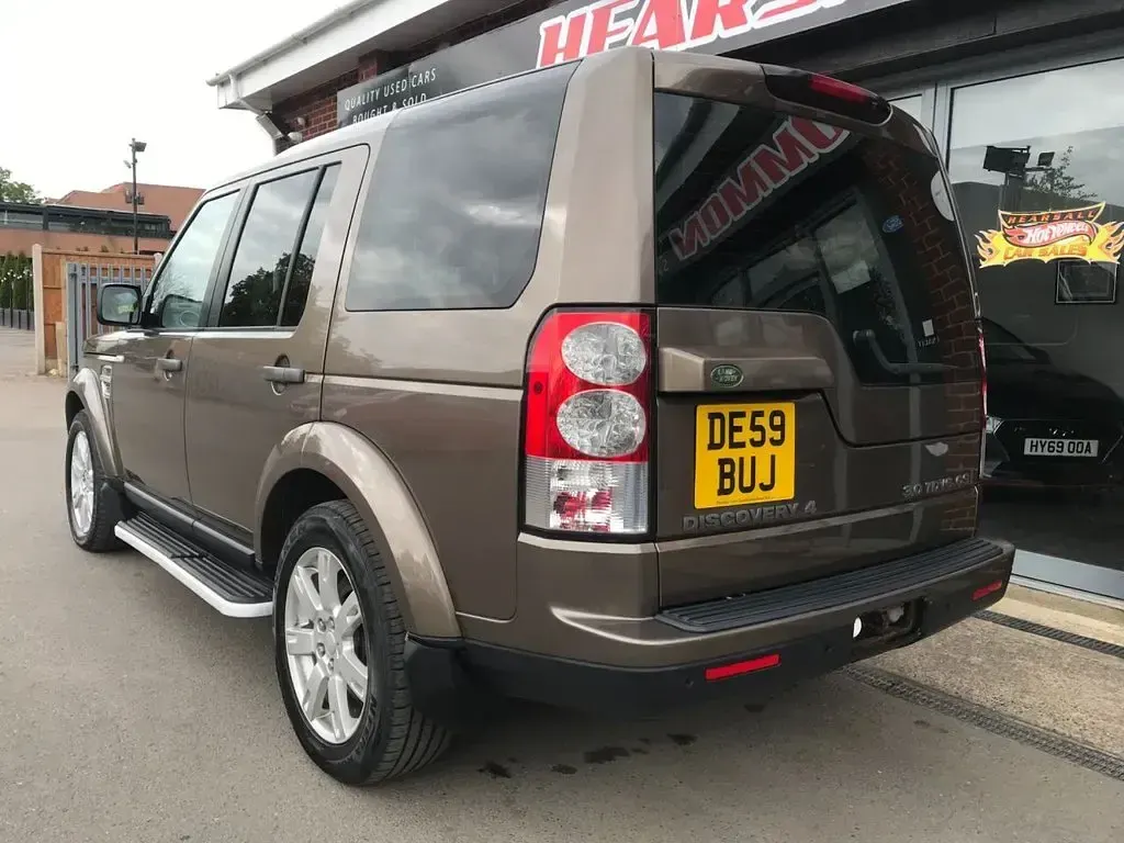 Used Land Rover Discovery 245 HP (180 kW) 2009 Bronze SUV