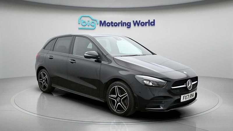 Used Mercedes B250e Executive 259 HP (190 kW) 2022 Black MPV