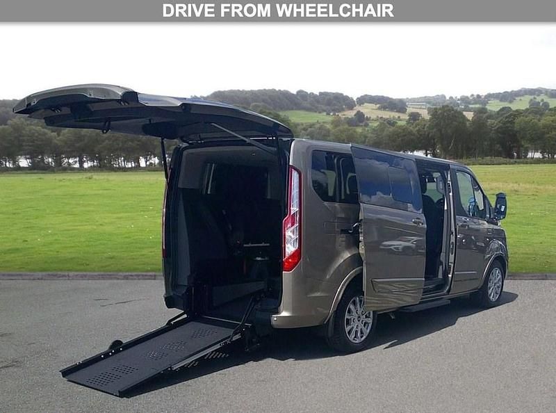 Silver Used 2023 Ford Tourneo Custom Titanium MPV | £26,999 - Image 1/4