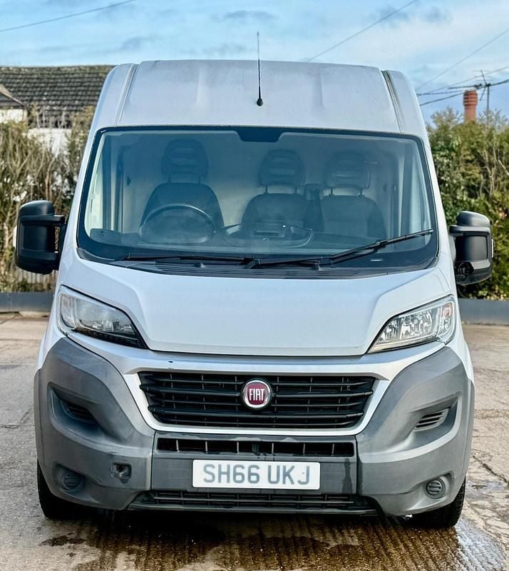 White Used 2016 Fiat Ducato Van | £9,990 (Fair price) - Image 1/2