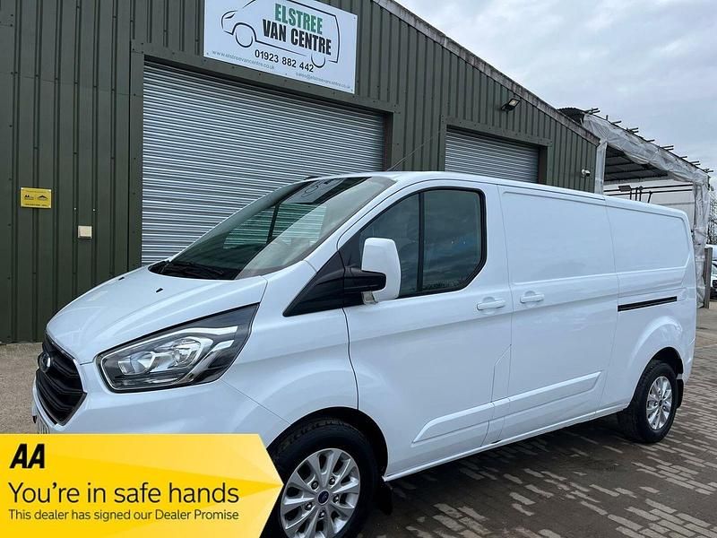 Begagnad Ford Transit Custom Limited 170 HK (125 kW) 2022 Vit Van