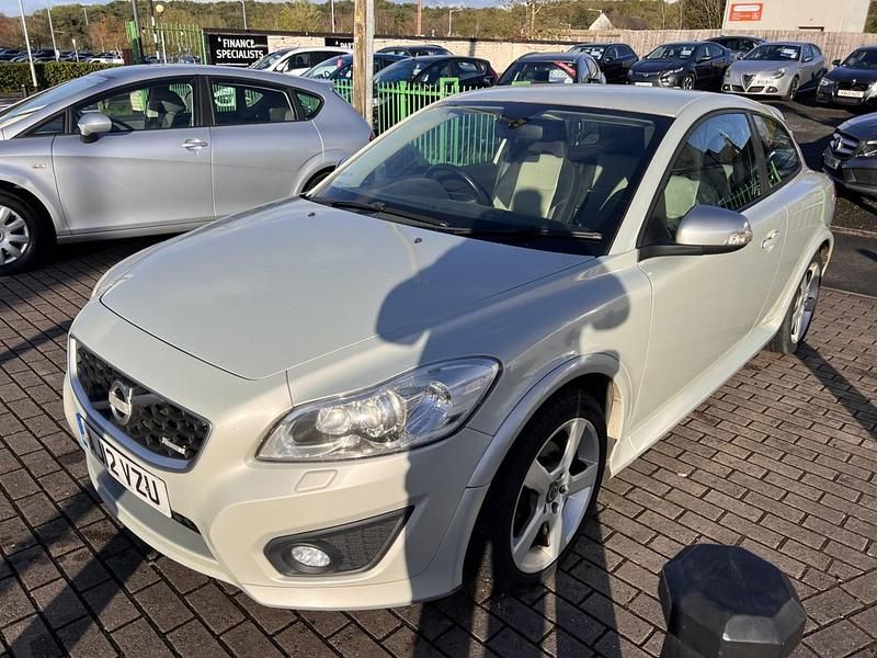 Used Volvo C30 R-Design 150 HP (110 kW) 2012 White Hatchback