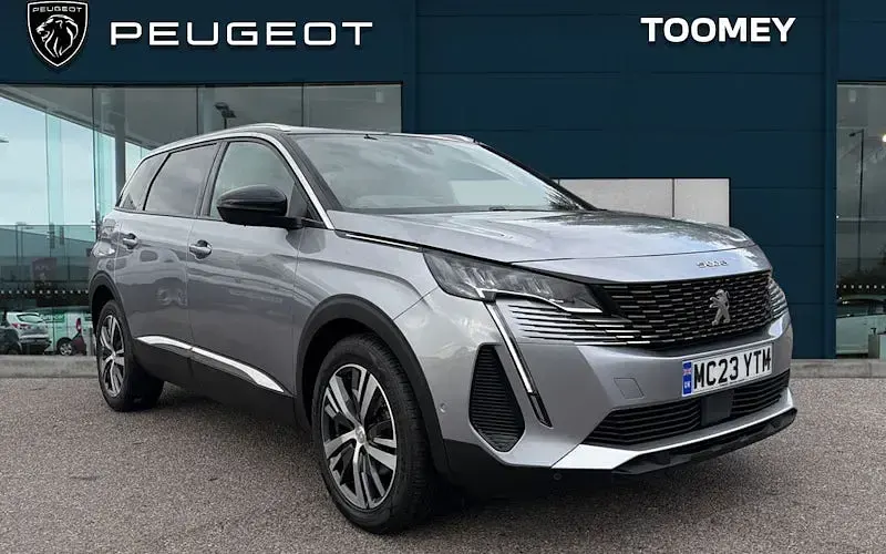 Used Peugeot 5008 Allure+ 131 HP (96 kW) 2023 SUV