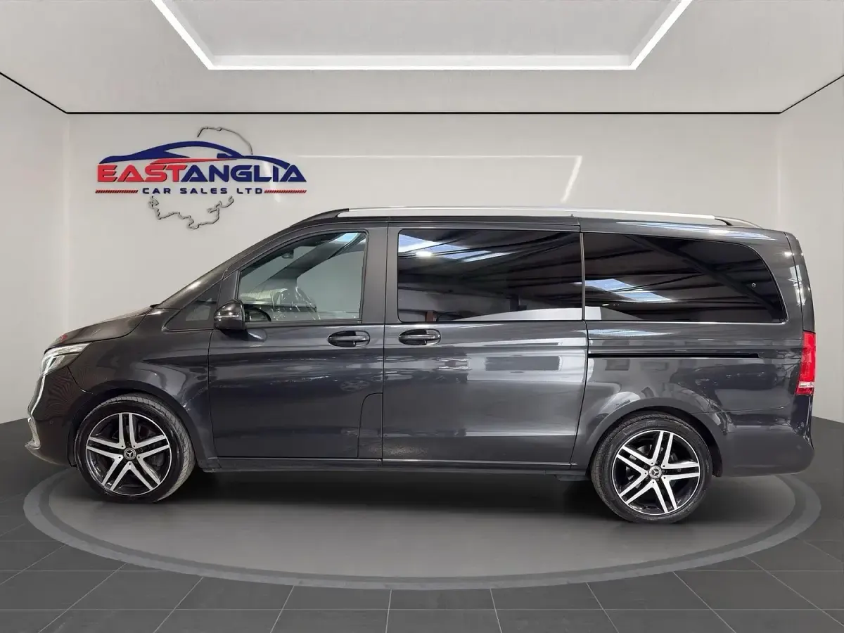Used Mercedes V300 239 HP (175 kW) 2020 Grey MPV