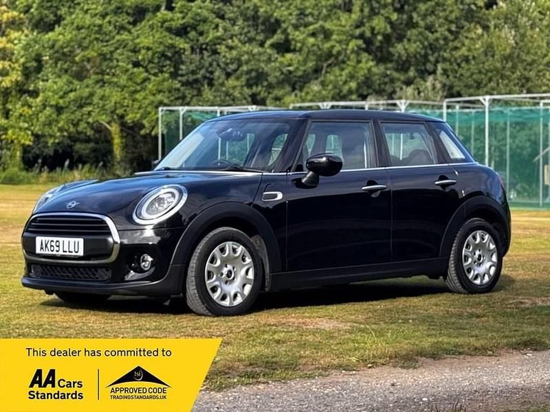 Black Used 2019 Mini ONE Classic Hatchback | £11,975 (Fair price) - Image 1/4