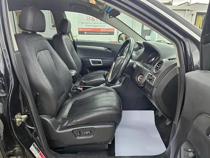 Used Vauxhall Antara S 163 HP (119 kW) 2015 Black SUV