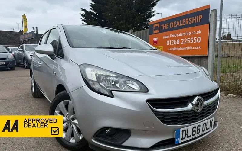 Used Vauxhall Corsa Design Edition 90 HP (66 kW) 2016 Hatchback